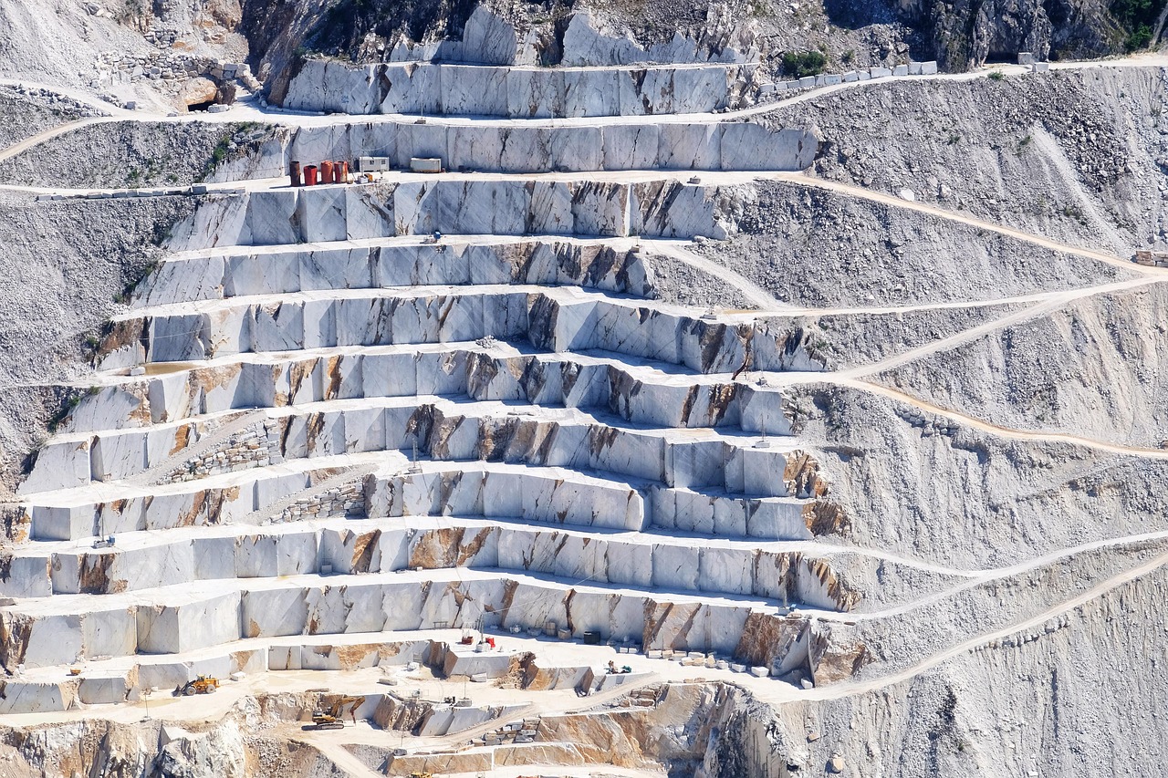 heros-img tuscany, quarry, marble, apuan, carrara, nature, alps, mountain, italy